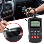 Car Codes Diagnostic Process: Connecting a scanner to the OBD-II port